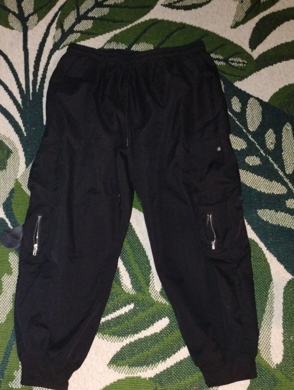 Black Cargo Jogger Pants - Zipper Pocket Detail
